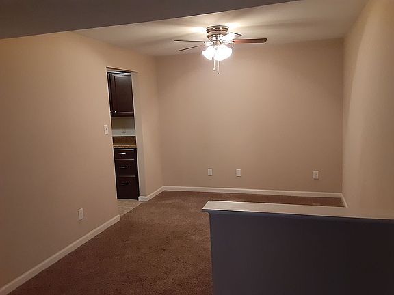 2nd image of 1649 Summer Run Dr Unit 21