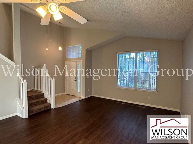 4944 Waterside Pointe Cir — Photo 2