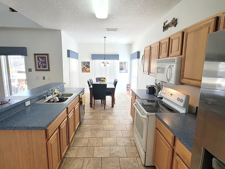 183 Highgate Park Blvd — Photo 7