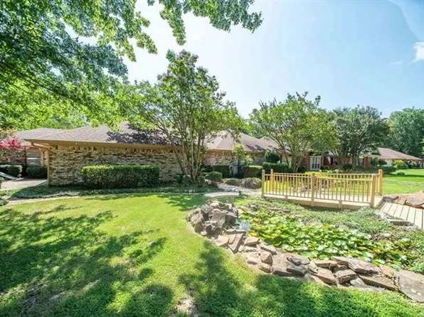 715 42nd St SE, Paris, TX 75462