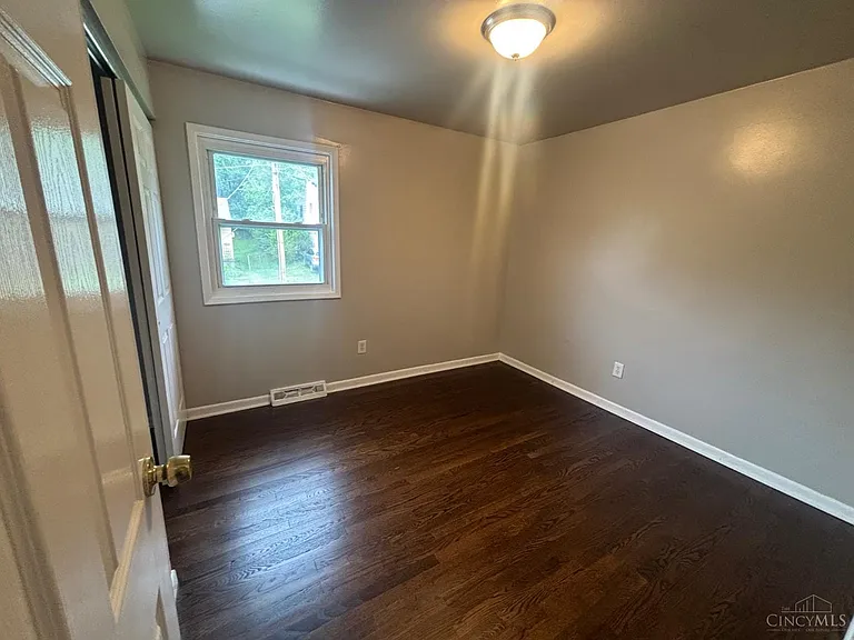 3313 Freddie Dr — Photo 6