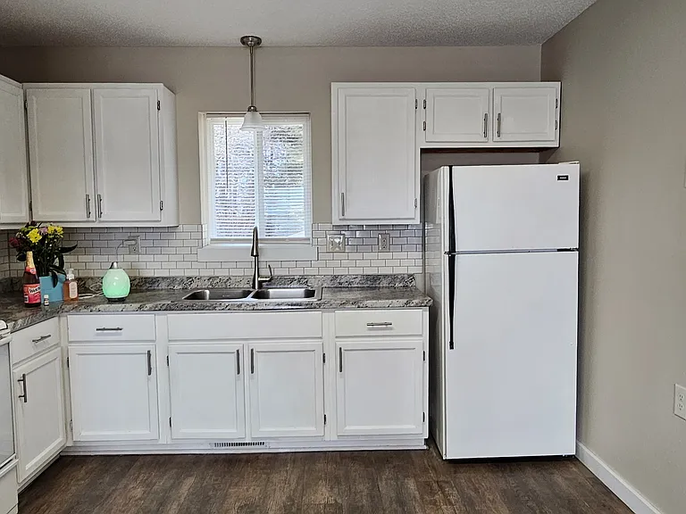 27051 S Cliff Ave — Photo 15