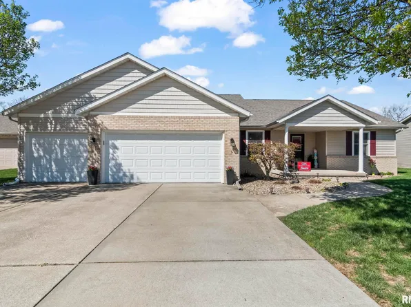 505 Willows Ave, Chatham, IL 62629