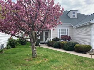 44 Greenways Ln, Lakewood, NJ