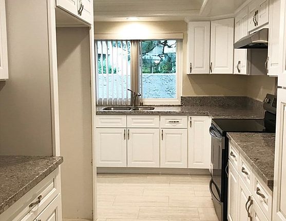 5th image of 45 Aspen Way