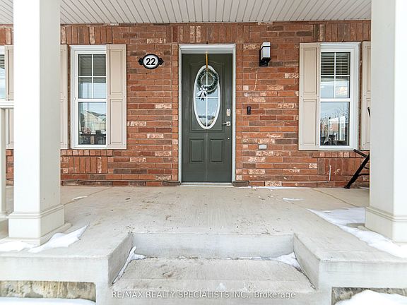 4th image of 22 Apple Valley Way