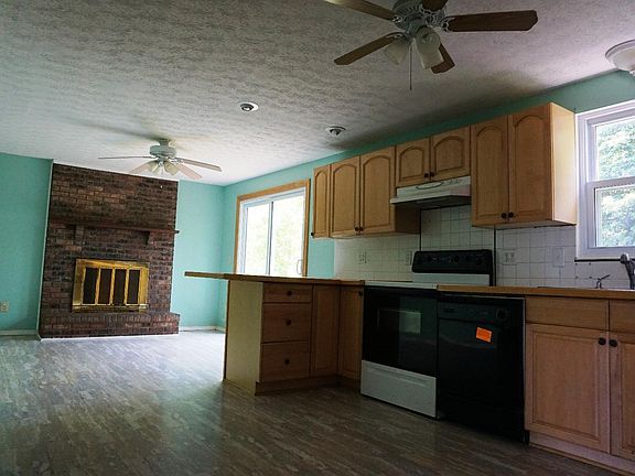 2nd image of 6024 Spicewood Ave