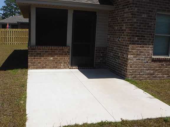 Back Patio with Screened Room