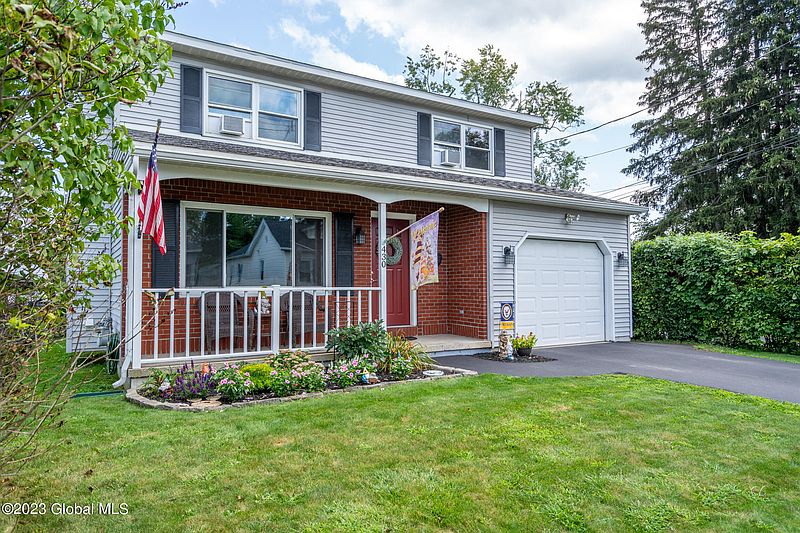 3rd image of 430 8th Avenue