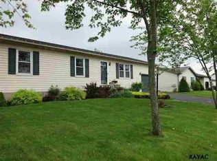 1453 Hickory Rd, Littlestown, PA 17340