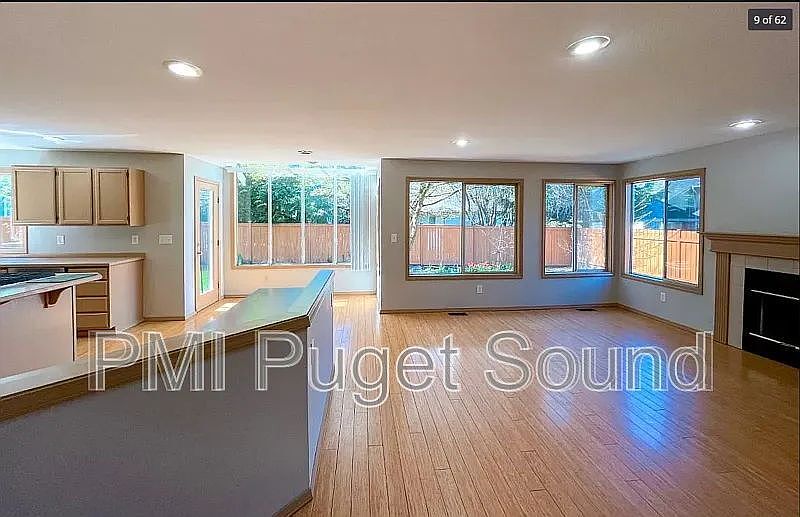 15621 158th Ave SE, Renton, WA 98058 | Zillow
