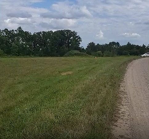 2nd image of 18451 Willow Springs Rd