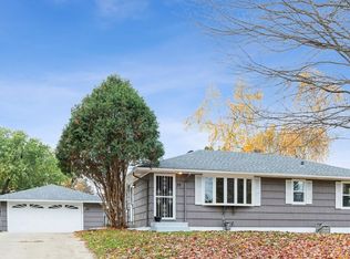 33 Ferndale St N, Maplewood, MN 55119