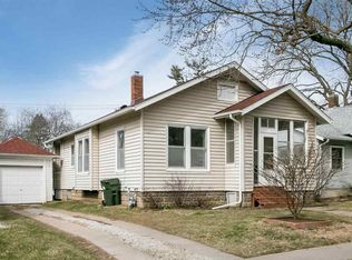 737 S 7th Ave, Iowa City, IA