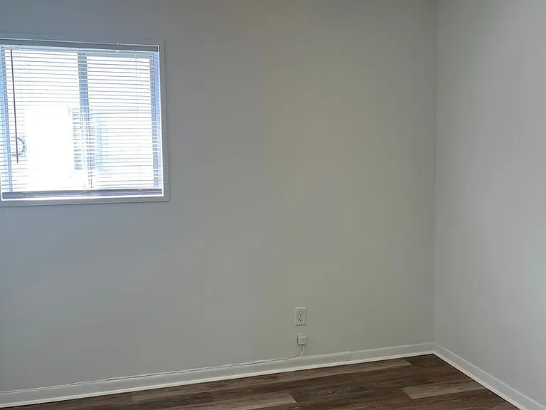 1 bedroom apartment — Photo 14