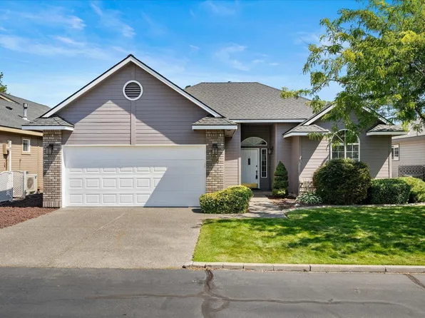 105 Bellerive Ln, Pasco, WA 99301