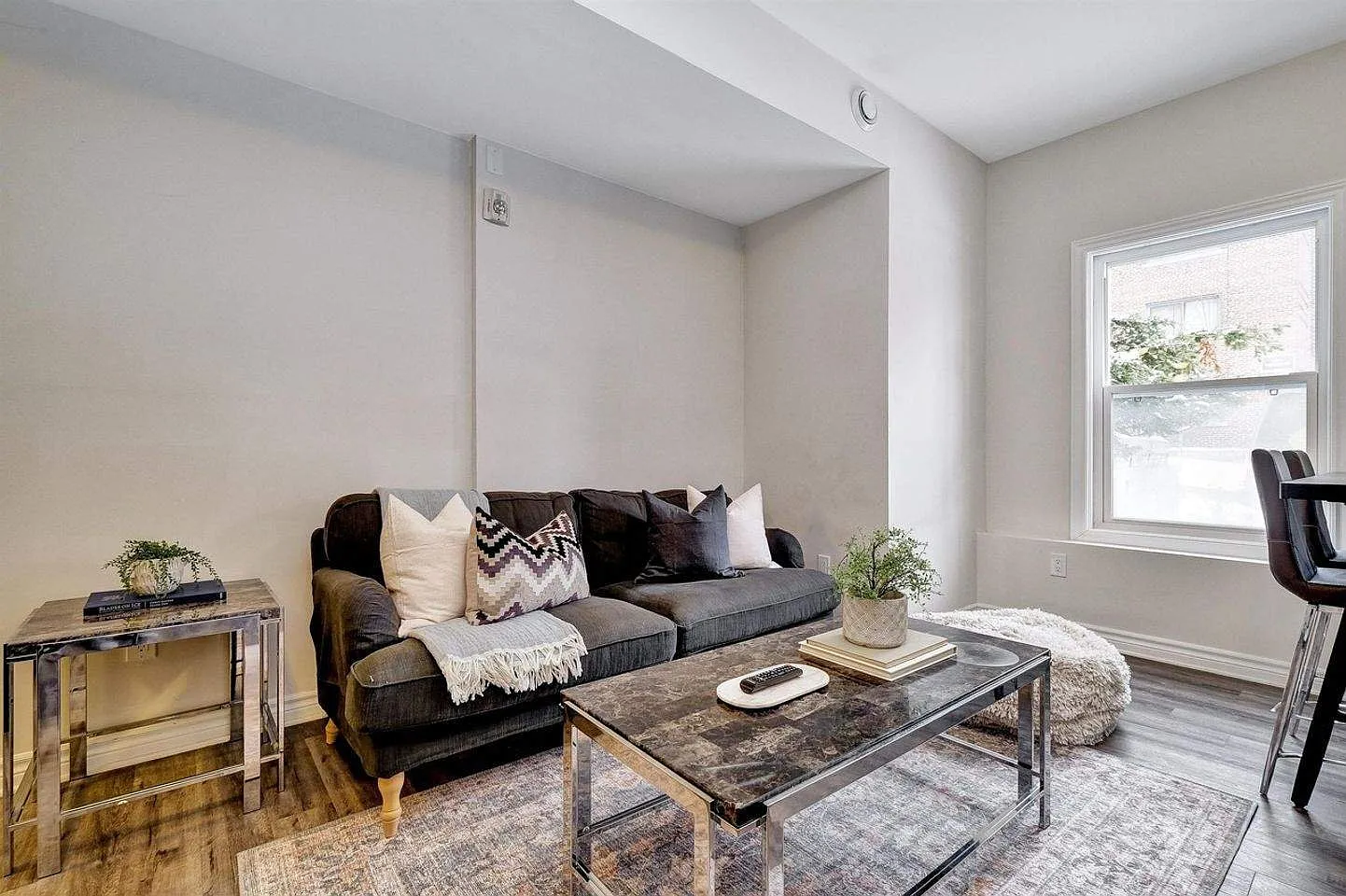 84 Russell Avenue — Photo 3