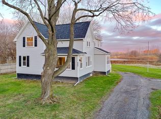 460 N Greece Rd, Hilton, NY 14468