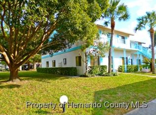 6500 River Run Blvd, Weeki Wachee, FL 34607