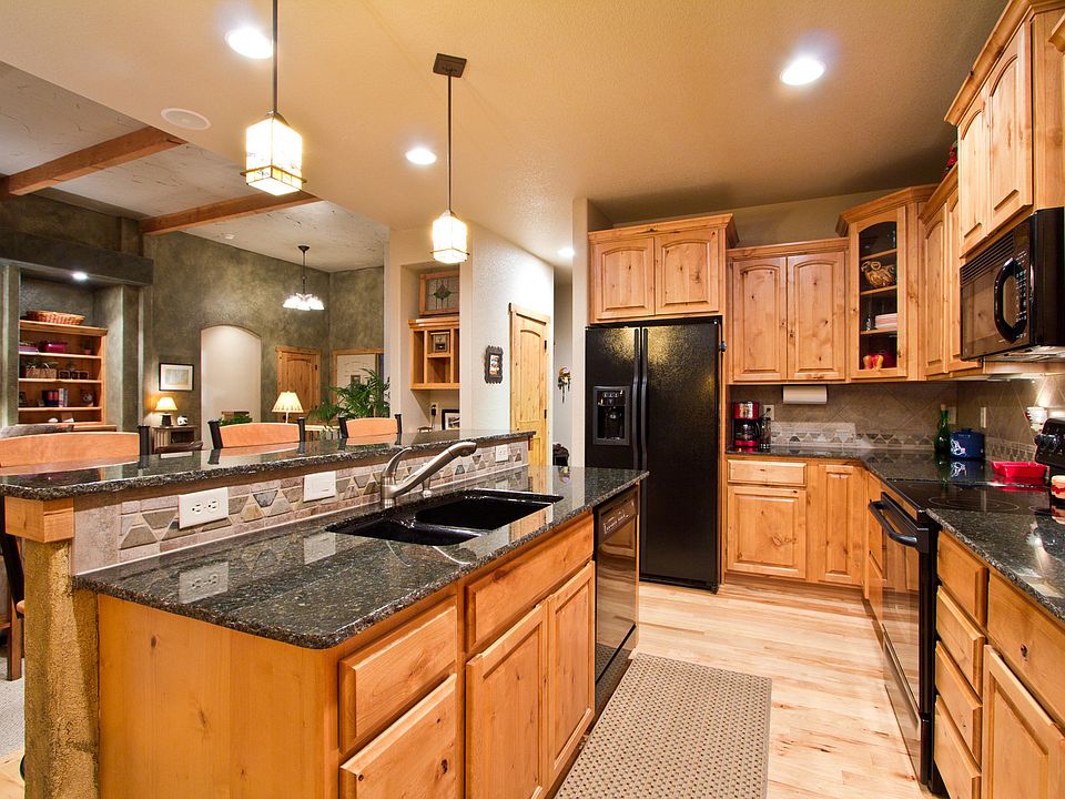 2nd image of 4735 Brenton Dr
