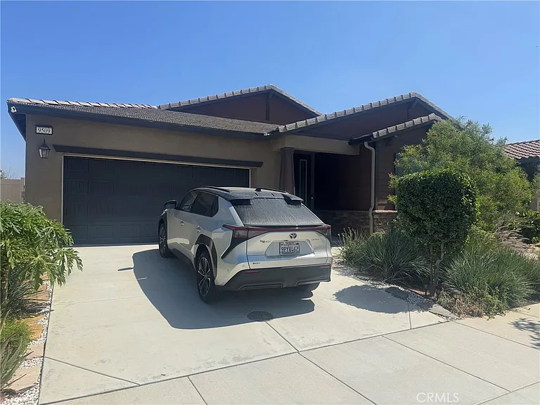 9509 Venetian Way — Photo 2