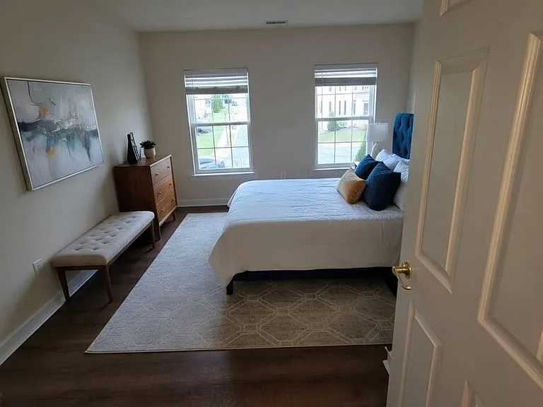 404 Tailor St — Photo 38