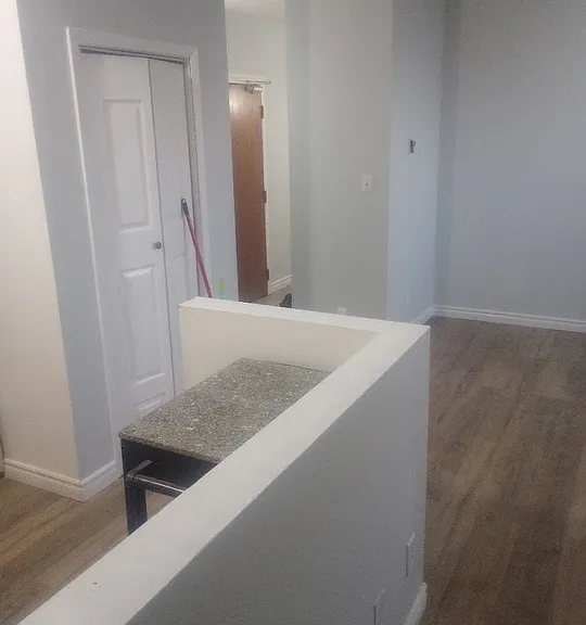 2 York St N #201 — Photo 7