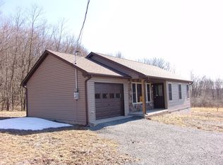 304 Goldfinch Ln, Terra Alta, WV