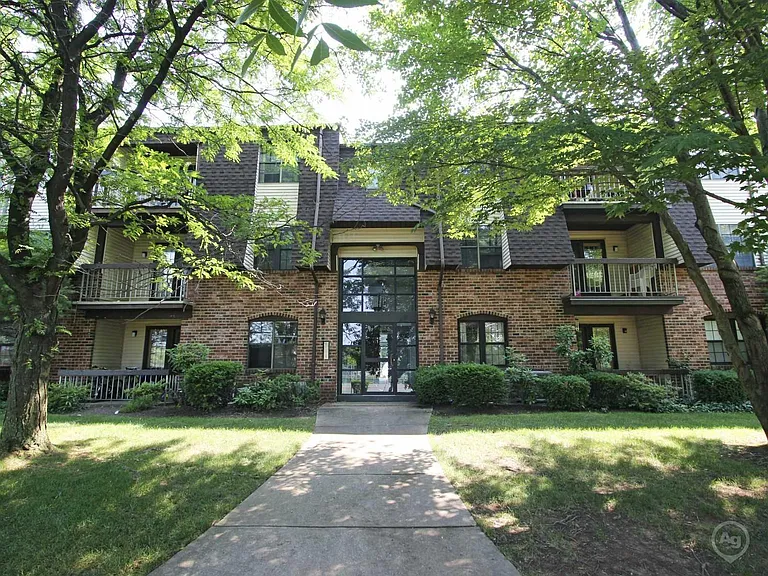 1409 Green Hollow Dr #1409 — Photo 12