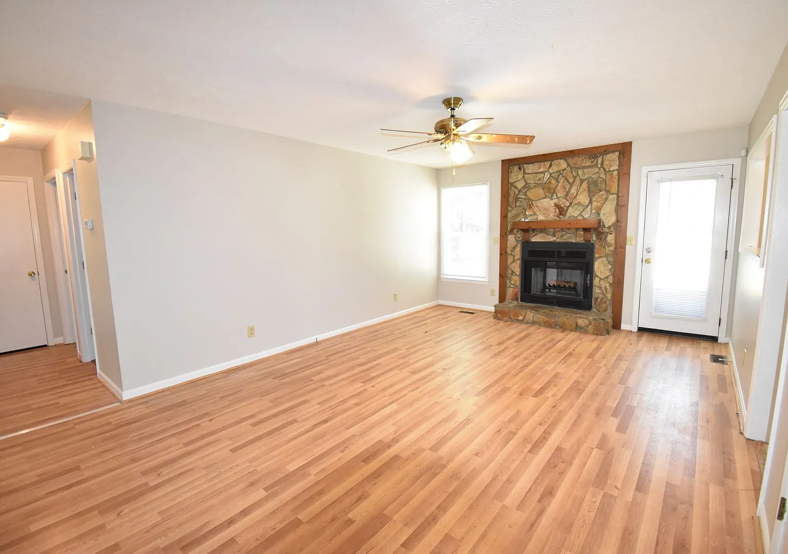 Coming Soon! 3 Bedroom and 2 Bath Home (Pets Considered) — Photo 3