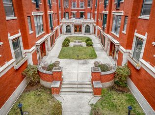 428 W Surf St #432307, Chicago, IL 60657