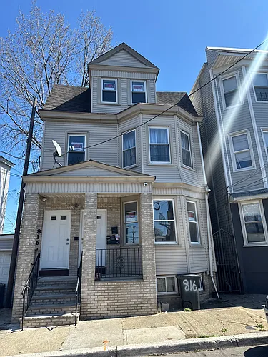 816 Hunterdon St #3 Photo 1