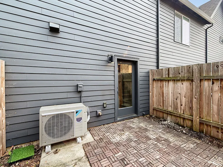 2732 SE 26th Ave — Photo 19