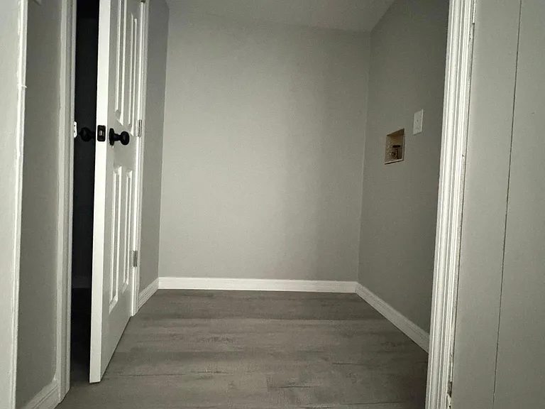 16 W Kelly St #16 — Photo 7