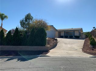 24739 Split Rail Rd, Wildomar, CA 92595