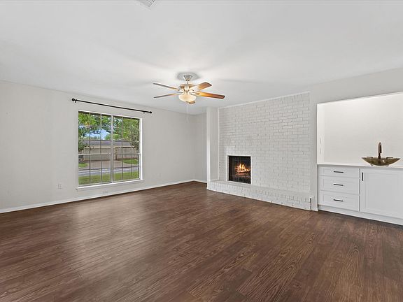 4th image of 4007 Ridgebrook Dr #4007