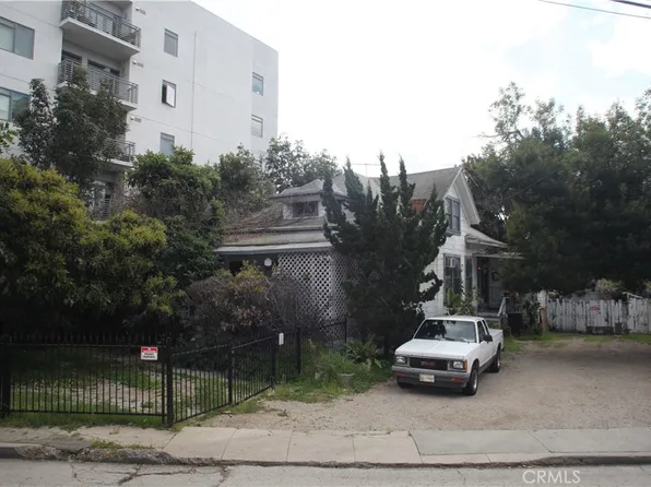 7142 Marshfield Way, Los Angeles, CA 90046