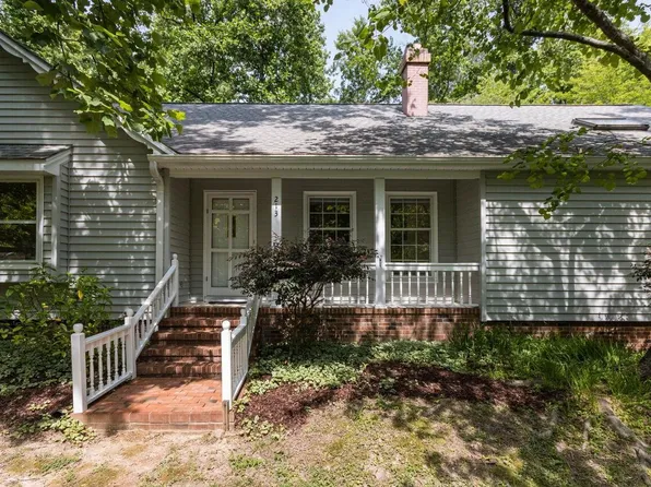 213 Blueridge Rd, Carrboro, NC 27510