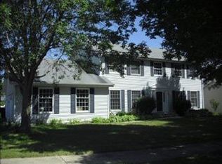 913 Candleford Ln, Rockford, IL 61108