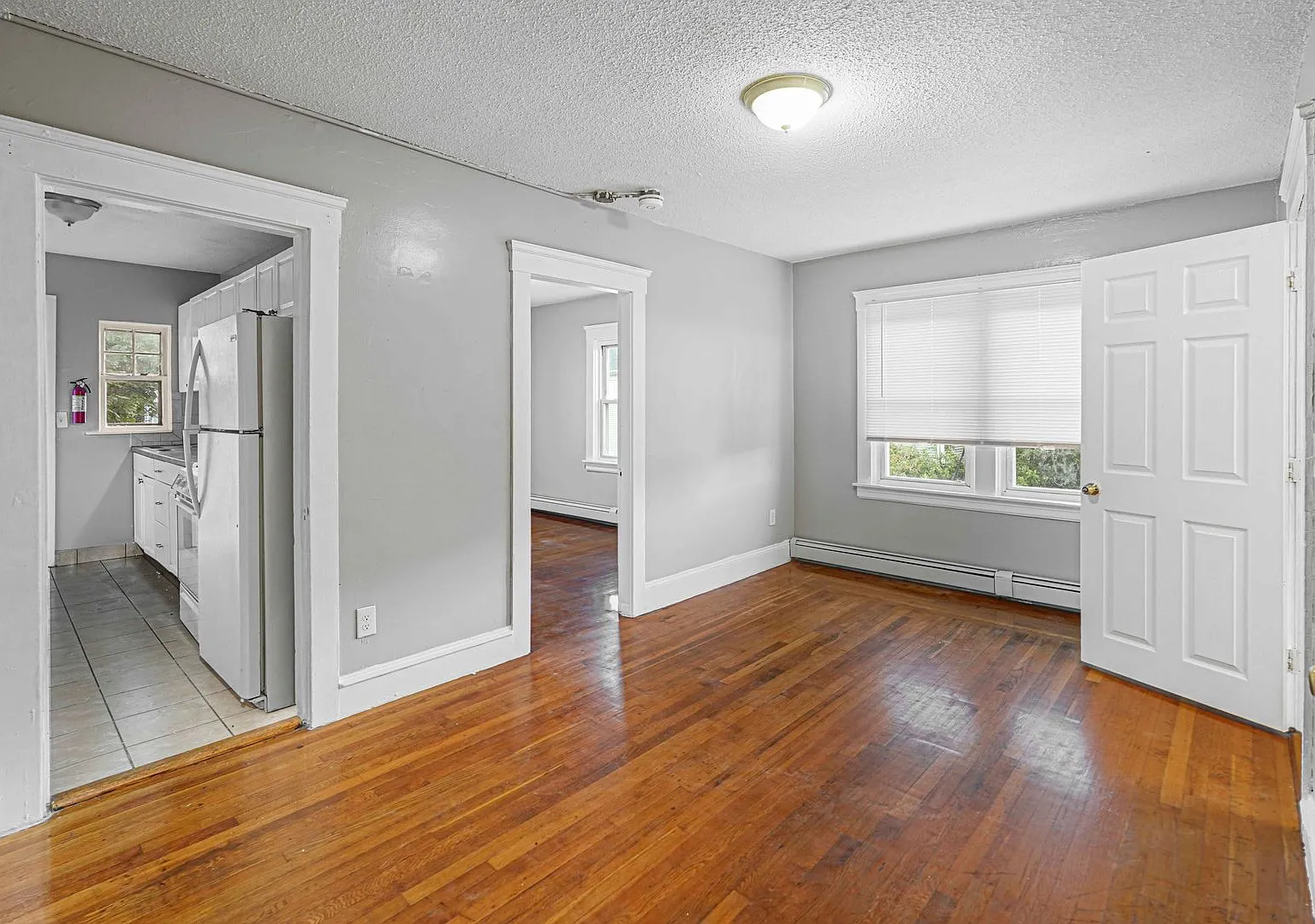 126 Sumner Ave — Photo 2