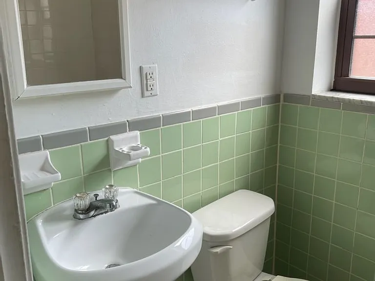 5424 Fifth Ave — Photo 117