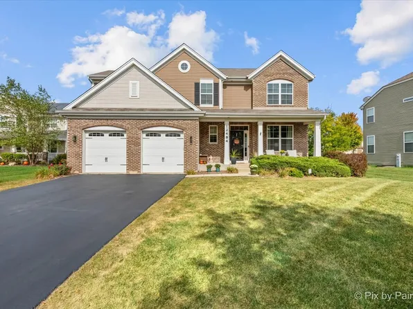 12484 Carver Ln, Huntley, IL 60142