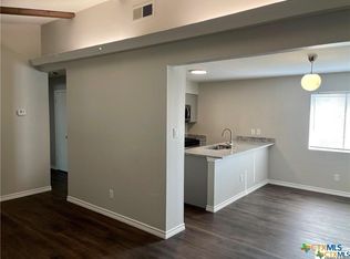 1112 Hazelton St, San Marcos, TX 78666