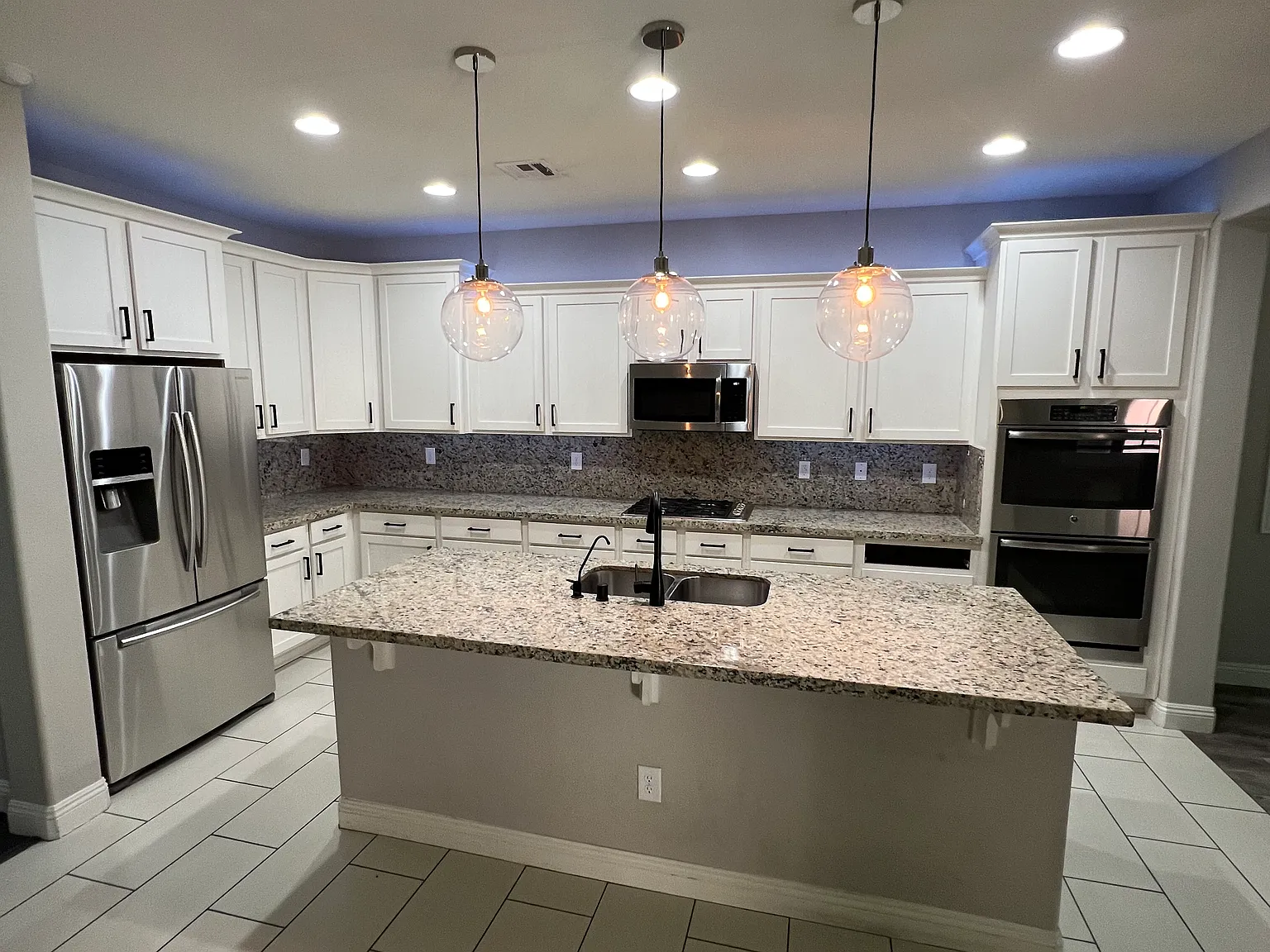 4 bed, 3.5 bath, 2513 sqft, $3,300 — Photo 4