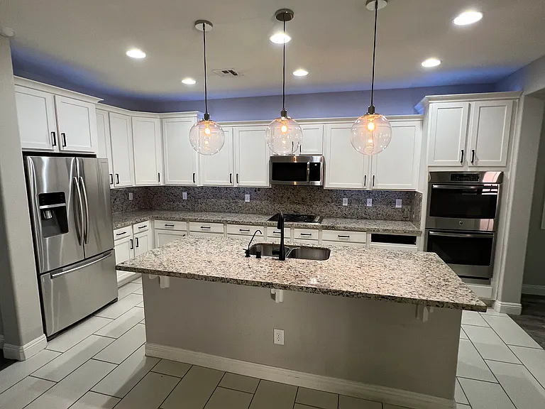 5705 Shadow Bend Dr — Photo 4