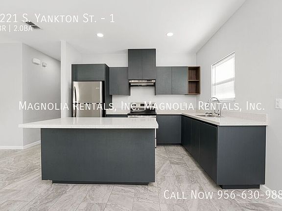 5th image of 1221 S Yankton St #1