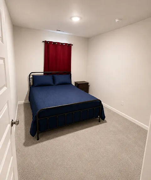 644 Emerson Ln — Photo 12