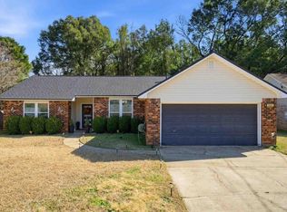 908 Valley Ridge Dr, Pensacola, FL 32514