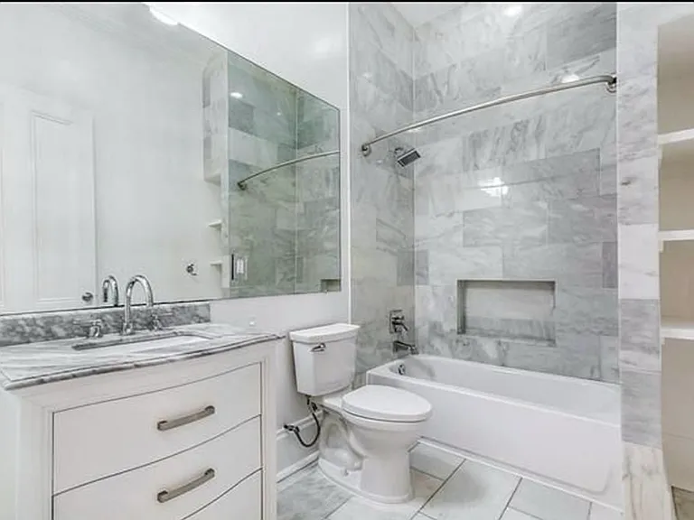 2228 Brainard St — Photo 11