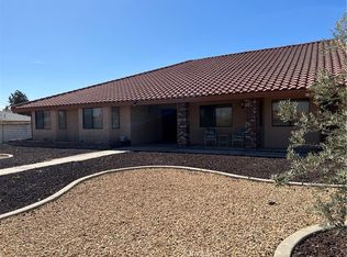 18949 Shoshonee Rd, Apple Valley, CA 92307